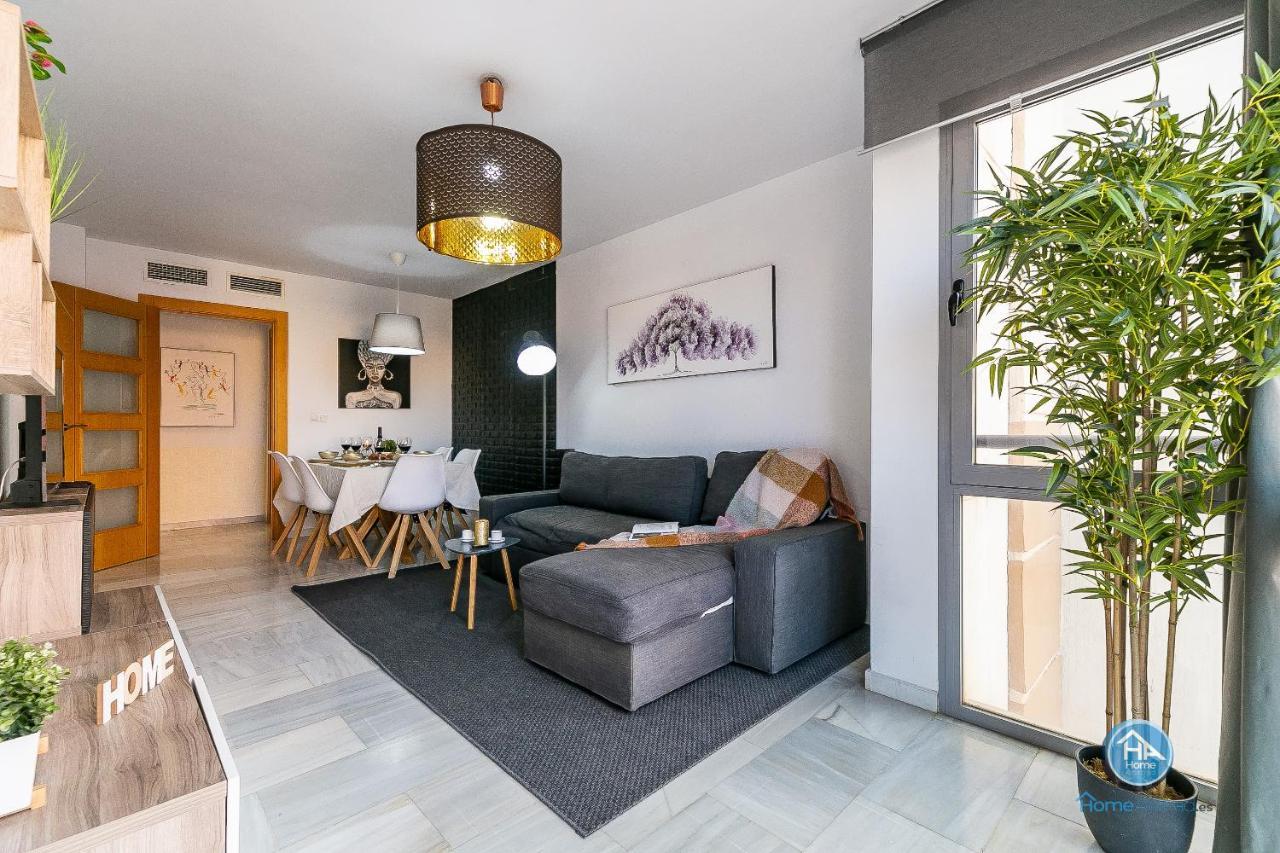 Premium Penthouse With Roof Terrace And Parking In Carlos Haya مالقة المظهر الخارجي الصورة