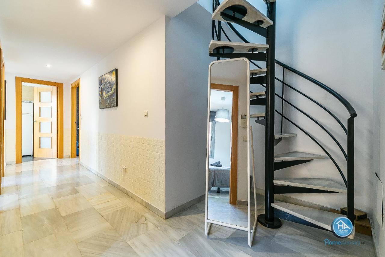 Premium Penthouse With Roof Terrace And Parking In Carlos Haya مالقة المظهر الخارجي الصورة